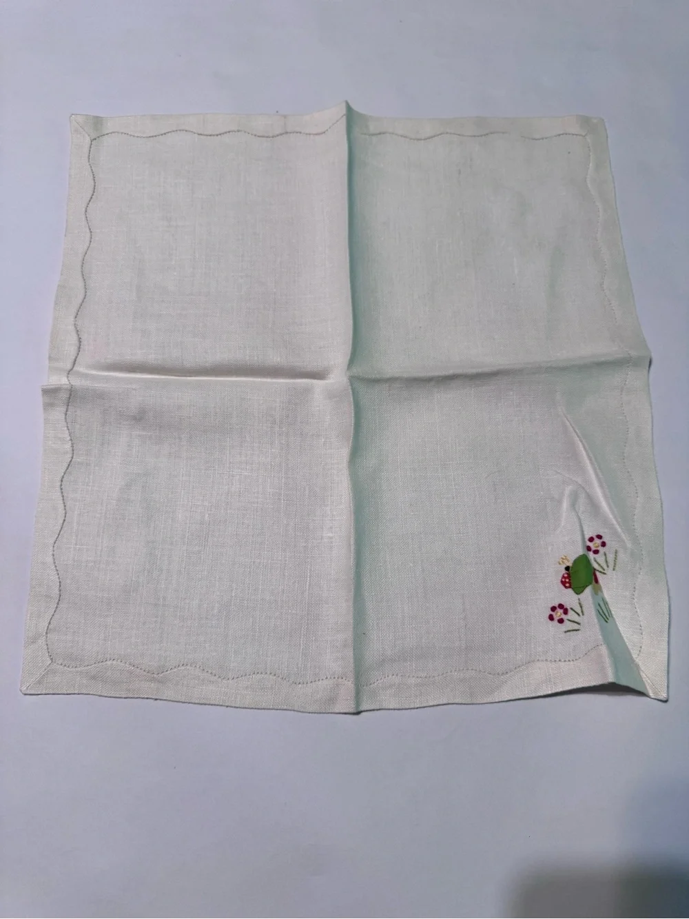 Vintage Hand Stitched Strawberry Linen Cloth Napkins Lot 4 Portugal Embroidered
